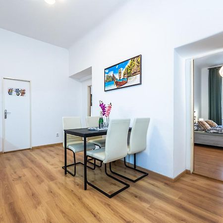 Wenceslas Square 2 Bedroom Apartment Praag Buitenkant foto